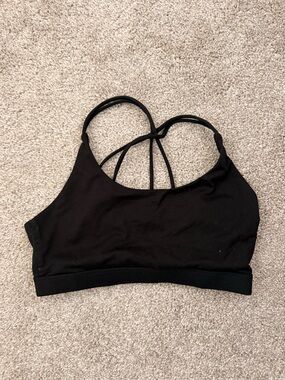 Black sports bra